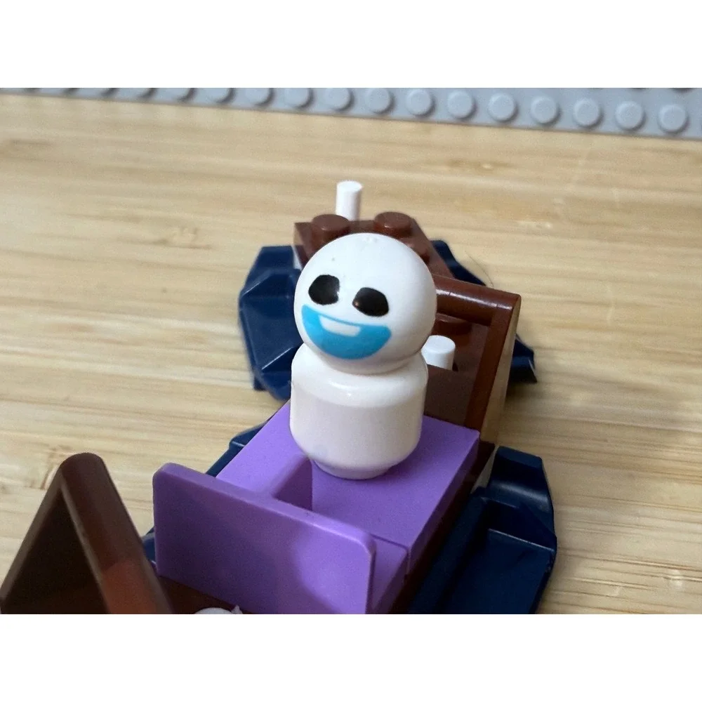LEGO Disney Frozen 2 Marshmallow Snow Monster Olaf and Snowgie Sled Set